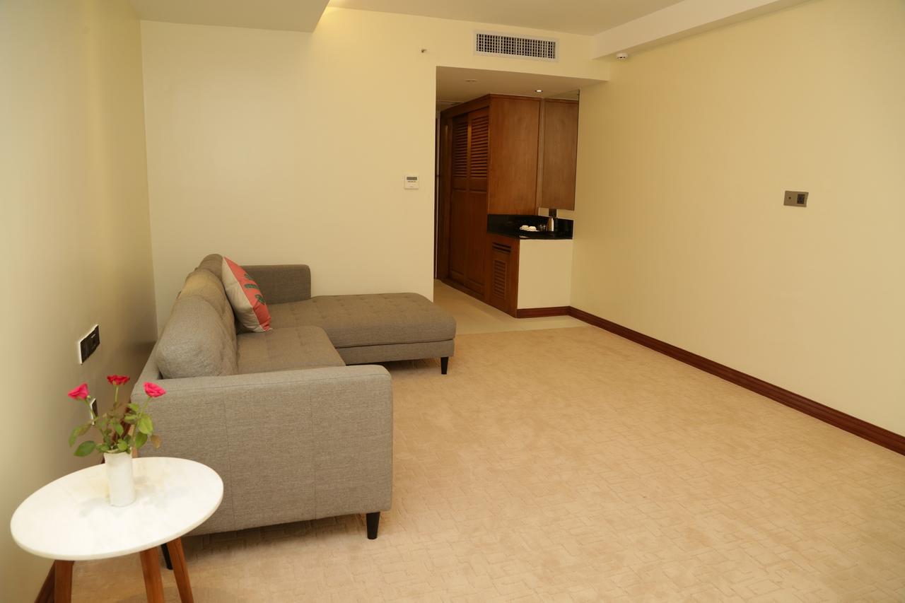 Pacific Hotel يانغون المظهر الخارجي الصورة