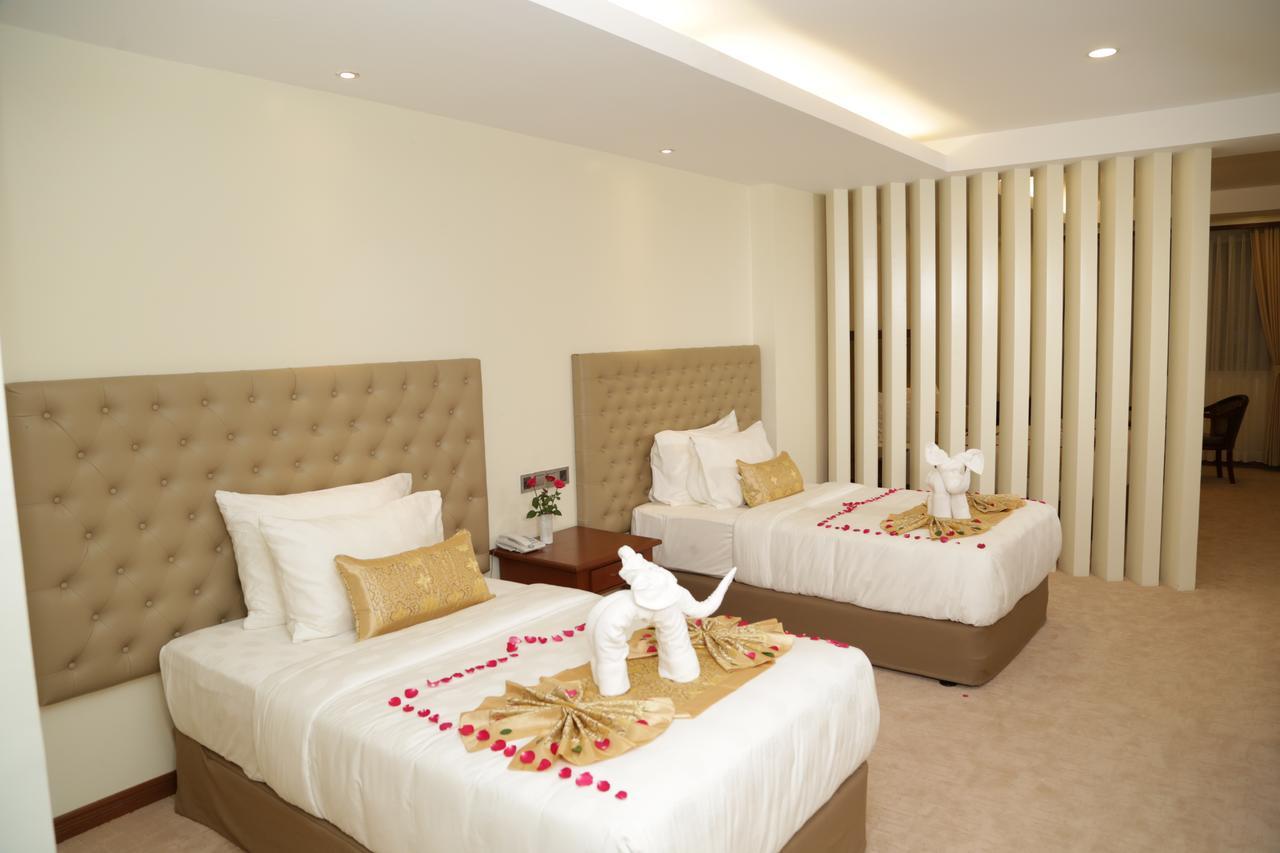Pacific Hotel يانغون المظهر الخارجي الصورة